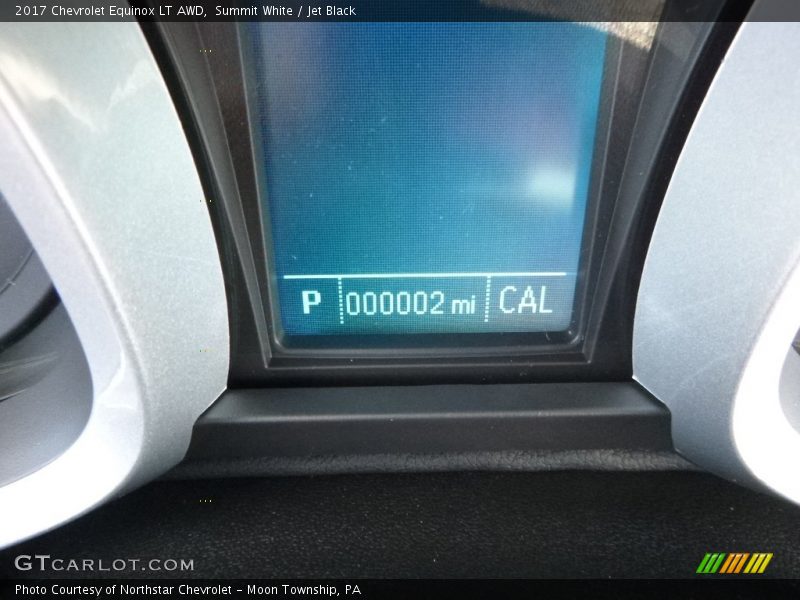 Summit White / Jet Black 2017 Chevrolet Equinox LT AWD