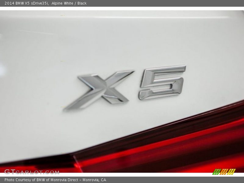 Alpine White / Black 2014 BMW X5 sDrive35i