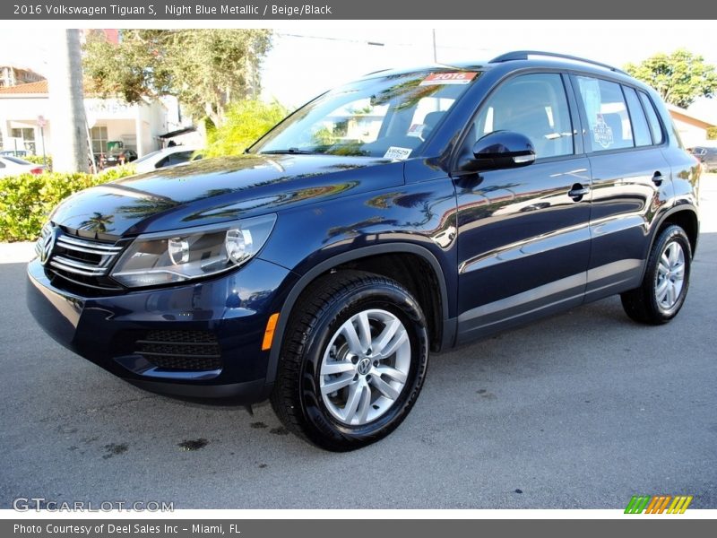 Night Blue Metallic / Beige/Black 2016 Volkswagen Tiguan S