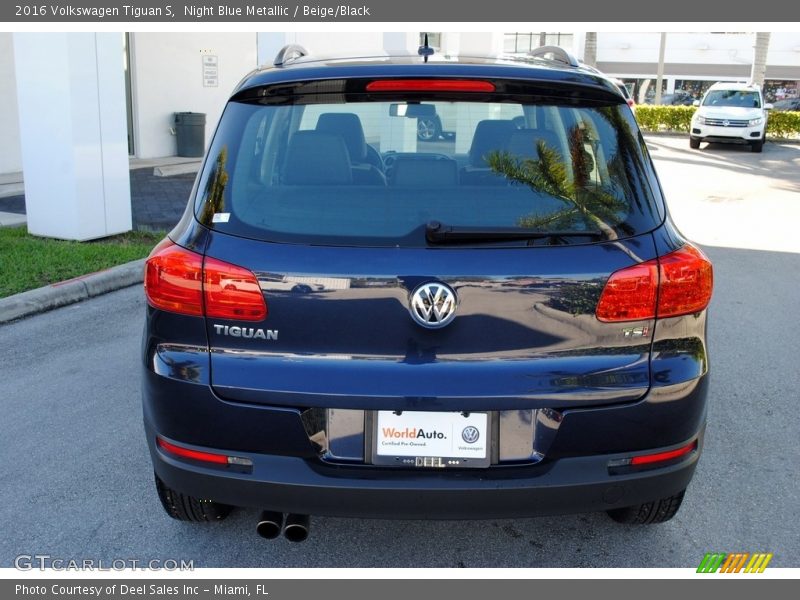 Night Blue Metallic / Beige/Black 2016 Volkswagen Tiguan S
