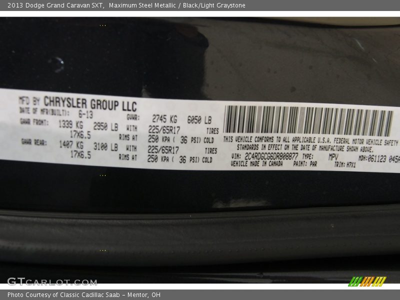 Maximum Steel Metallic / Black/Light Graystone 2013 Dodge Grand Caravan SXT