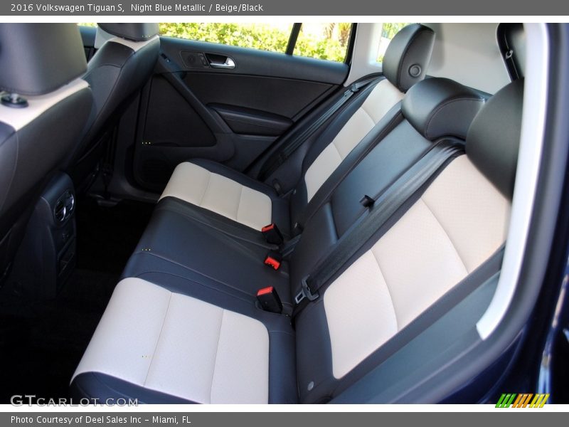 Rear Seat of 2016 Tiguan S