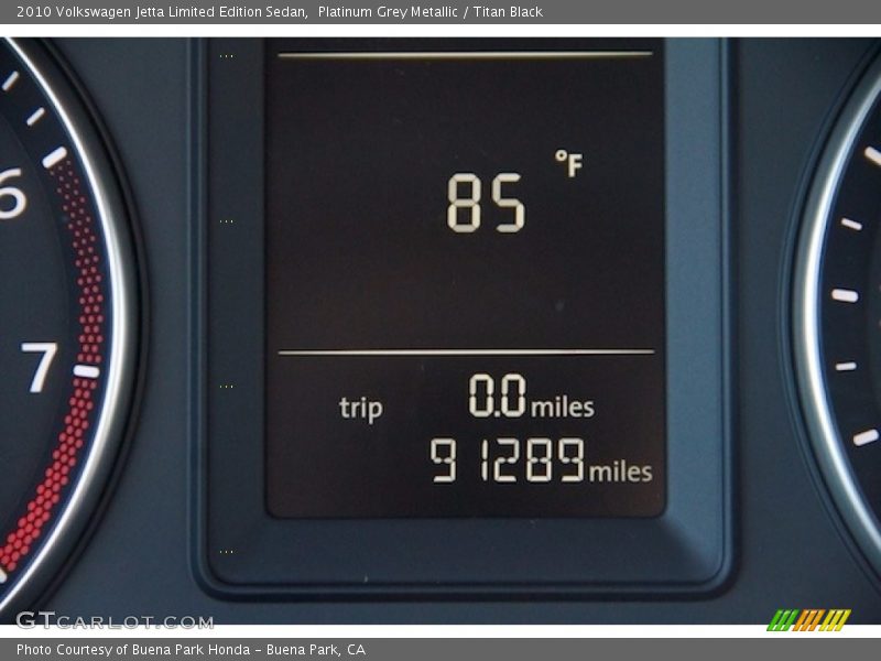 Platinum Grey Metallic / Titan Black 2010 Volkswagen Jetta Limited Edition Sedan