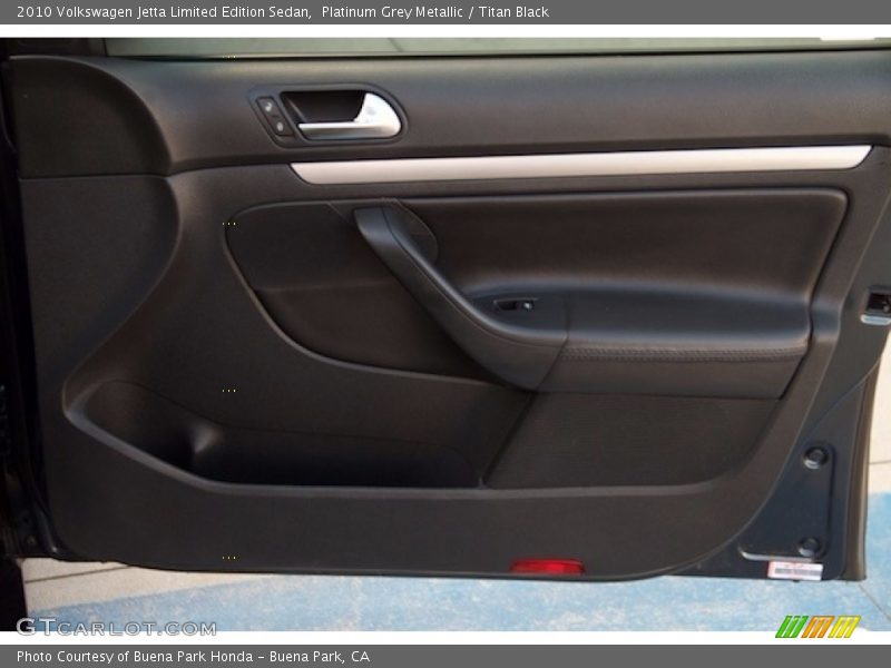 Platinum Grey Metallic / Titan Black 2010 Volkswagen Jetta Limited Edition Sedan