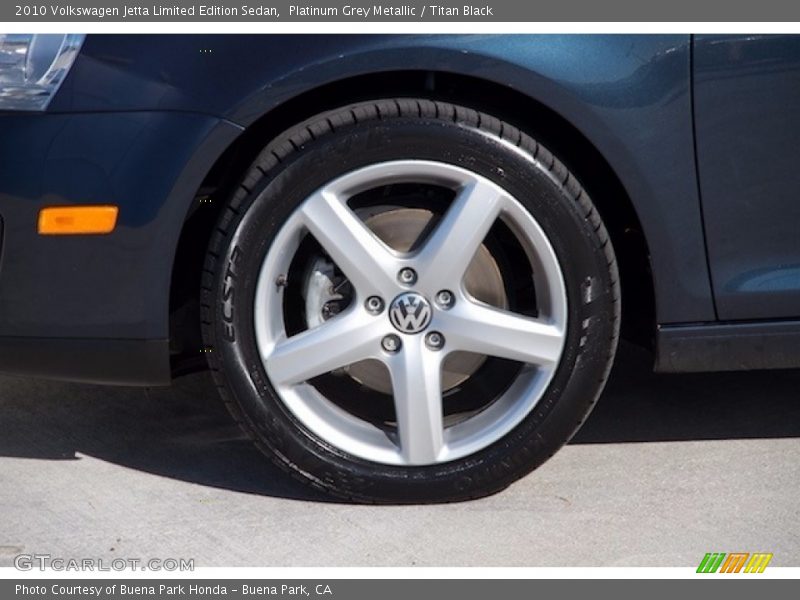 Platinum Grey Metallic / Titan Black 2010 Volkswagen Jetta Limited Edition Sedan