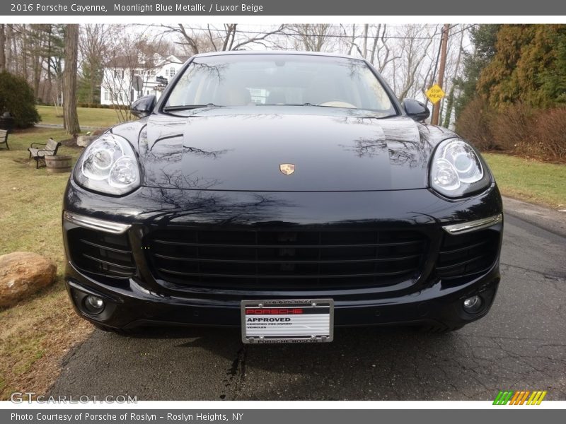 Moonlight Blue Metallic / Luxor Beige 2016 Porsche Cayenne