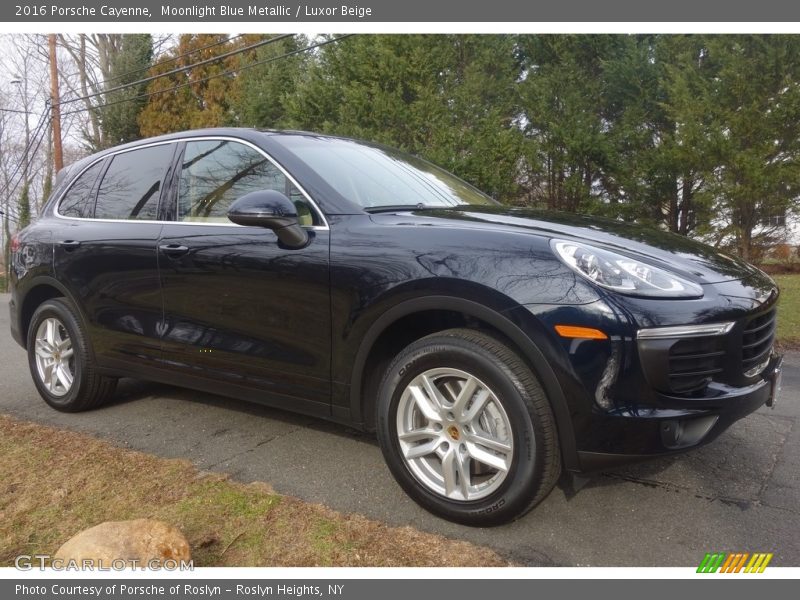 Moonlight Blue Metallic / Luxor Beige 2016 Porsche Cayenne