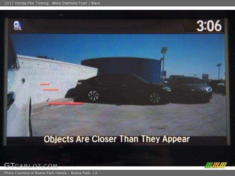 White Diamond Pearl / Black 2017 Honda Pilot Touring