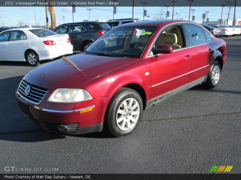Colorado Red Pearl / Beige 2002 Volkswagen Passat GLS Sedan