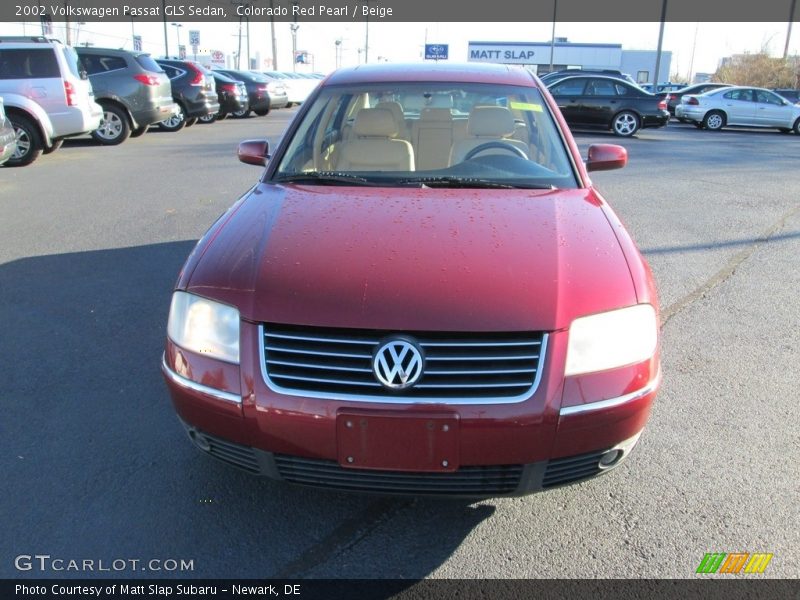 Colorado Red Pearl / Beige 2002 Volkswagen Passat GLS Sedan