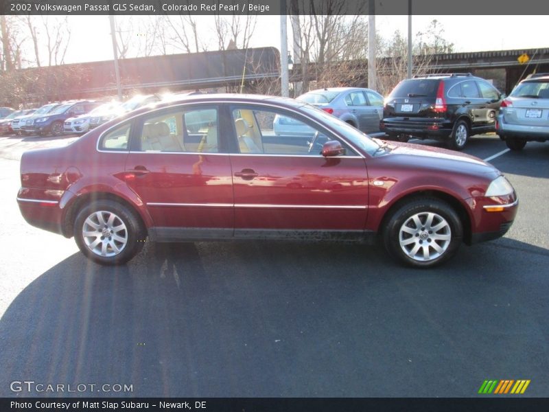 Colorado Red Pearl / Beige 2002 Volkswagen Passat GLS Sedan