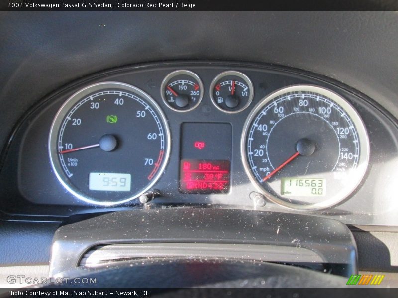 Colorado Red Pearl / Beige 2002 Volkswagen Passat GLS Sedan