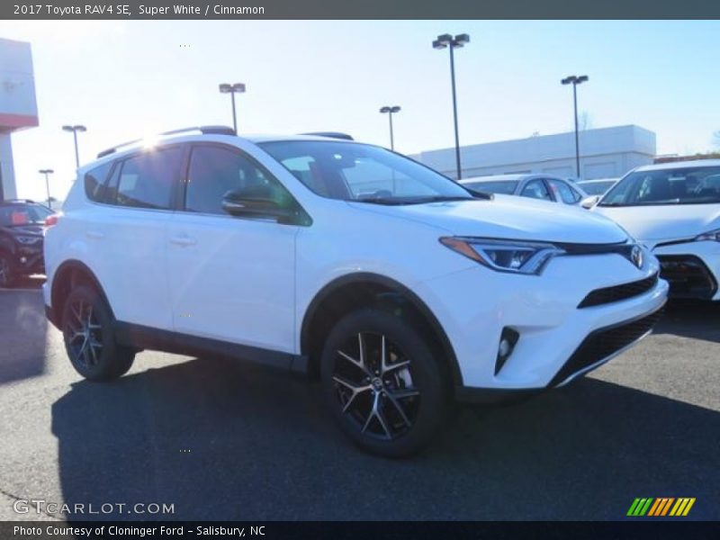 Super White / Cinnamon 2017 Toyota RAV4 SE