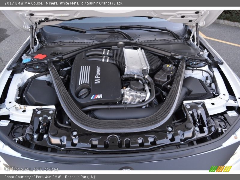 Mineral White Metallic / Sakhir Orange/Black 2017 BMW M4 Coupe