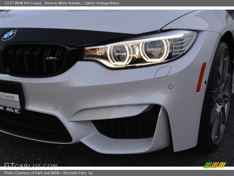 Mineral White Metallic / Sakhir Orange/Black 2017 BMW M4 Coupe