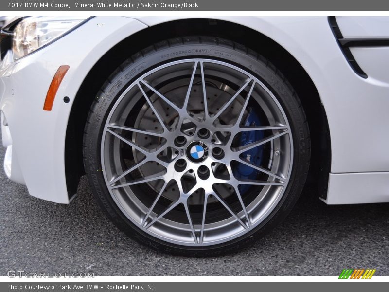 Mineral White Metallic / Sakhir Orange/Black 2017 BMW M4 Coupe