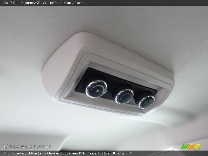 Granite Pearl-Coat / Black 2017 Dodge Journey SE