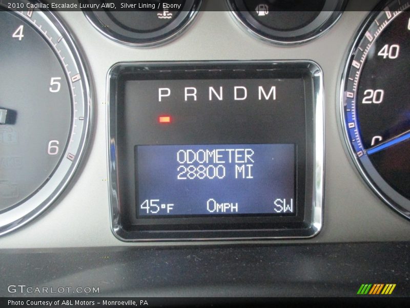 Silver Lining / Ebony 2010 Cadillac Escalade Luxury AWD