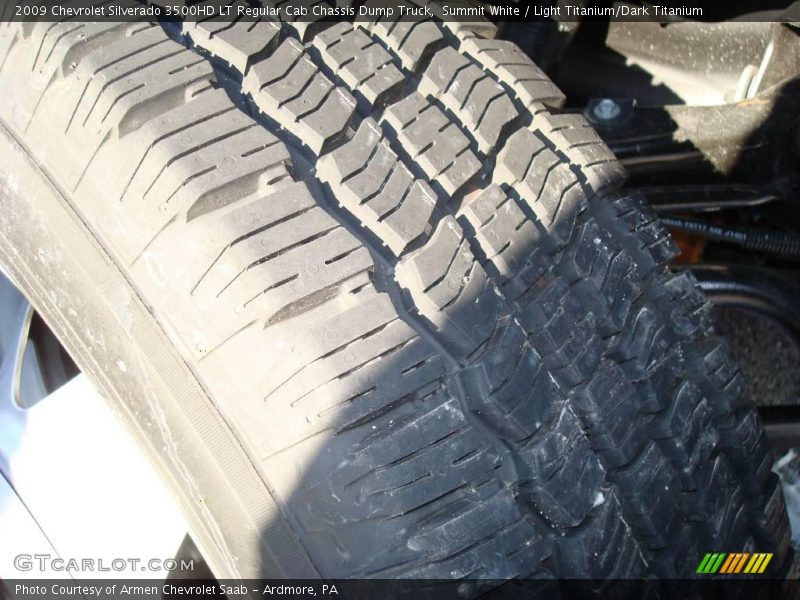 Summit White / Light Titanium/Dark Titanium 2009 Chevrolet Silverado 3500HD LT Regular Cab Chassis Dump Truck