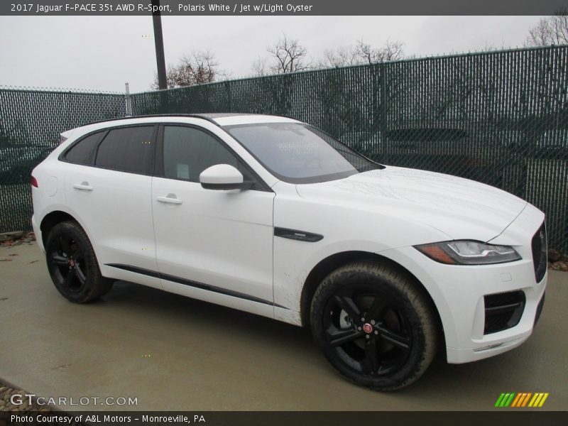 Front 3/4 View of 2017 F-PACE 35t AWD R-Sport