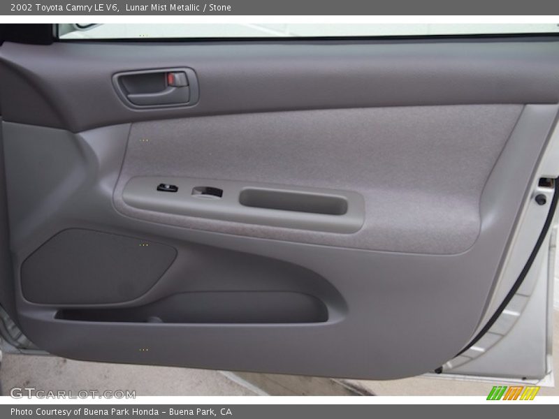 Lunar Mist Metallic / Stone 2002 Toyota Camry LE V6