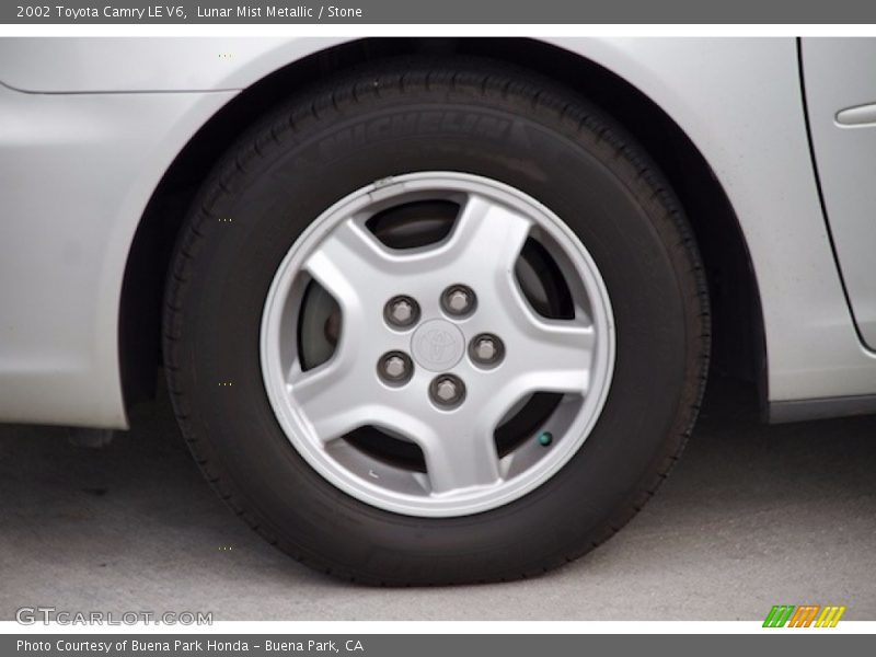 Lunar Mist Metallic / Stone 2002 Toyota Camry LE V6
