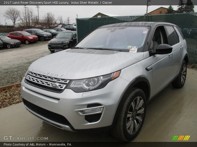 Indus Silver Metallic / Glacier 2017 Land Rover Discovery Sport HSE Luxury