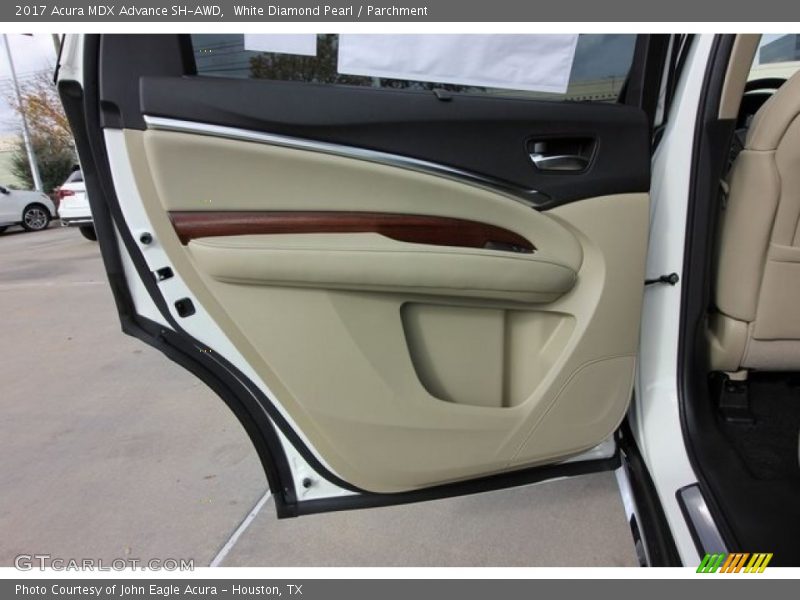 White Diamond Pearl / Parchment 2017 Acura MDX Advance SH-AWD