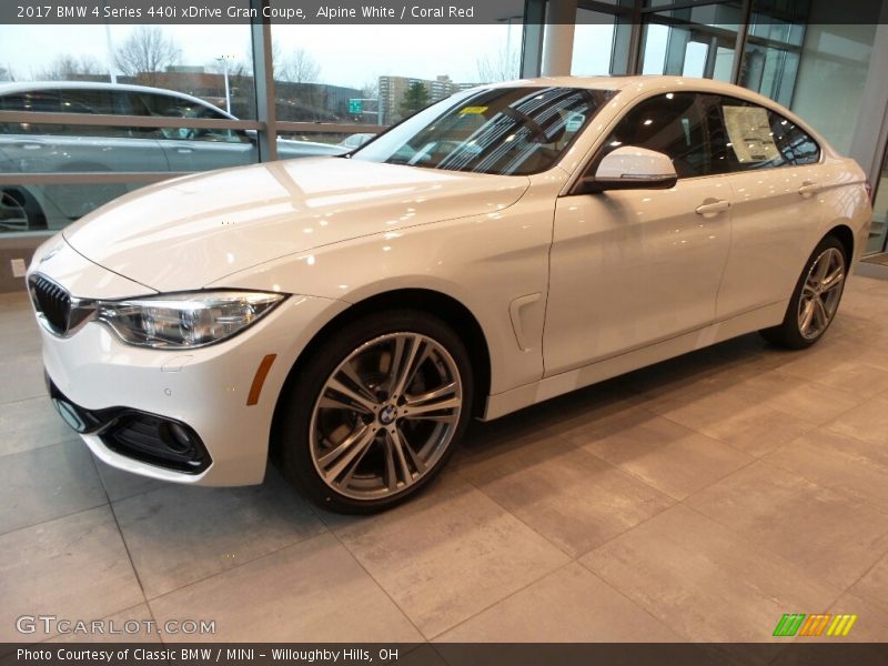 Front 3/4 View of 2017 4 Series 440i xDrive Gran Coupe