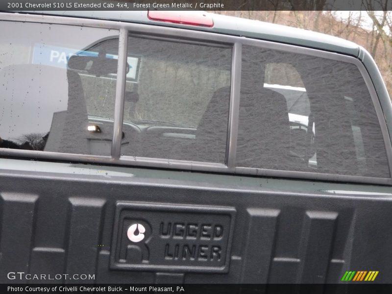 Forest Green Metallic / Graphite 2001 Chevrolet S10 LS Extended Cab 4x4