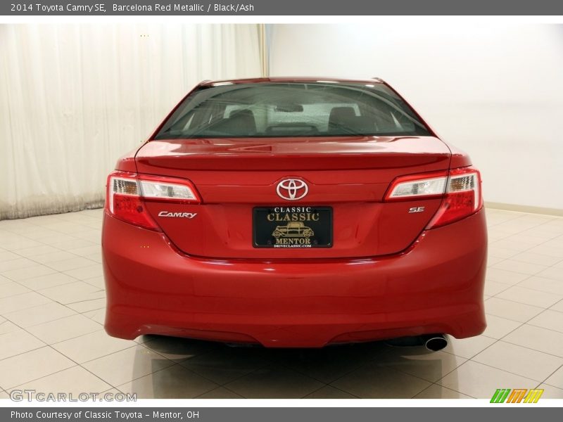 Barcelona Red Metallic / Black/Ash 2014 Toyota Camry SE