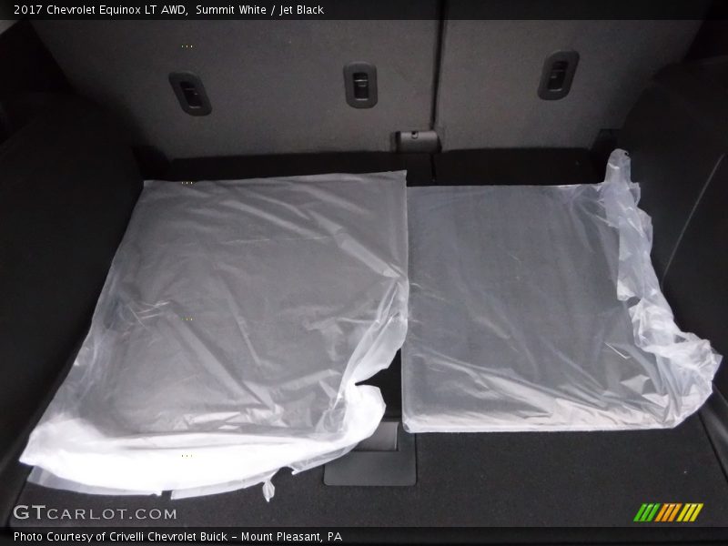 Summit White / Jet Black 2017 Chevrolet Equinox LT AWD