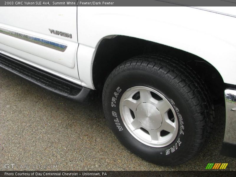 Summit White / Pewter/Dark Pewter 2003 GMC Yukon SLE 4x4