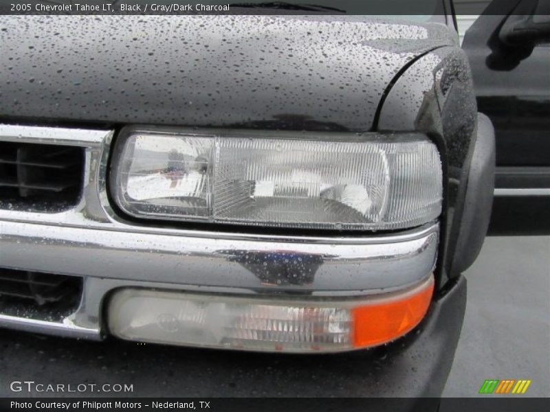 Black / Gray/Dark Charcoal 2005 Chevrolet Tahoe LT