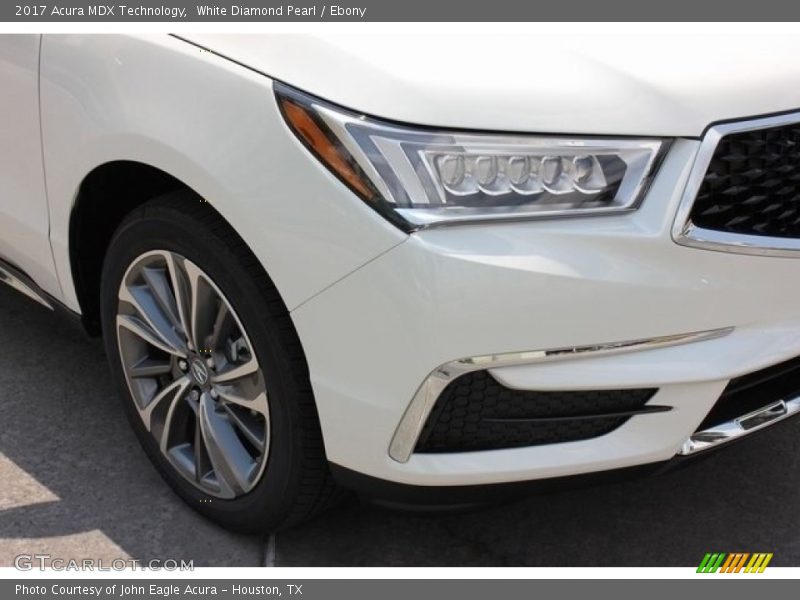 White Diamond Pearl / Ebony 2017 Acura MDX Technology