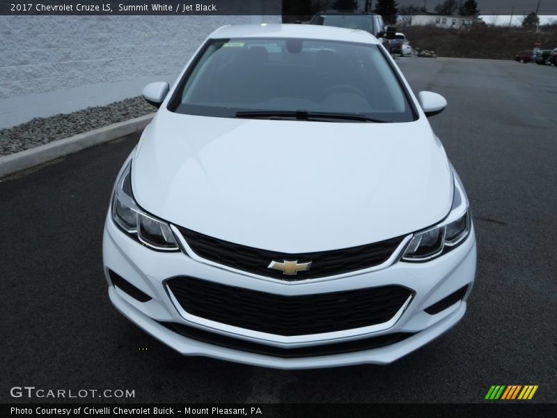 Summit White / Jet Black 2017 Chevrolet Cruze LS