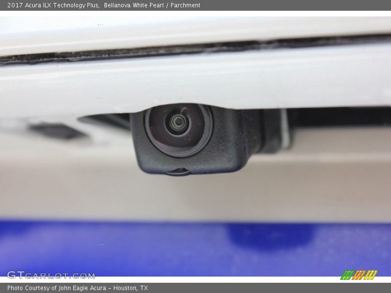 Bellanova White Pearl / Parchment 2017 Acura ILX Technology Plus