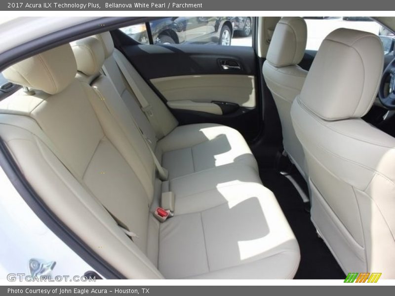 Bellanova White Pearl / Parchment 2017 Acura ILX Technology Plus