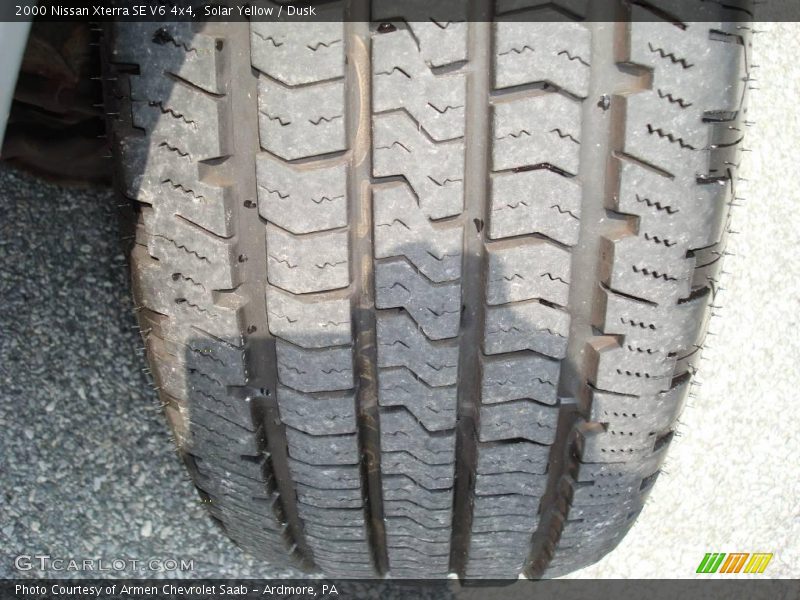 Solar Yellow / Dusk 2000 Nissan Xterra SE V6 4x4