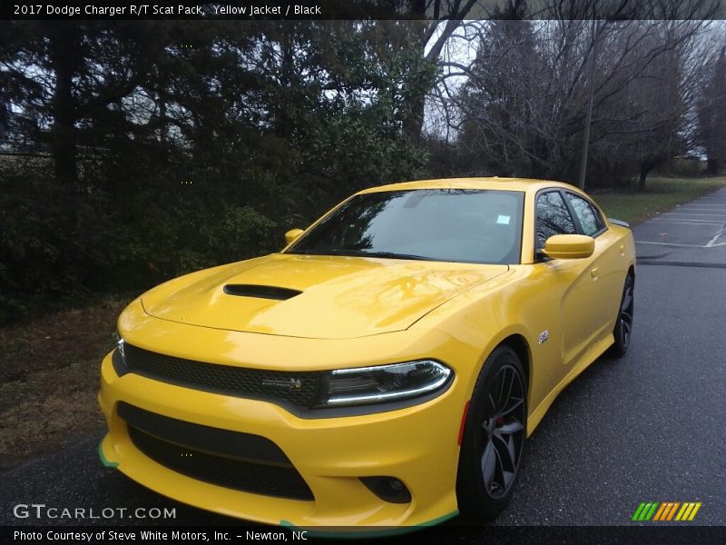Yellow Jacket / Black 2017 Dodge Charger R/T Scat Pack
