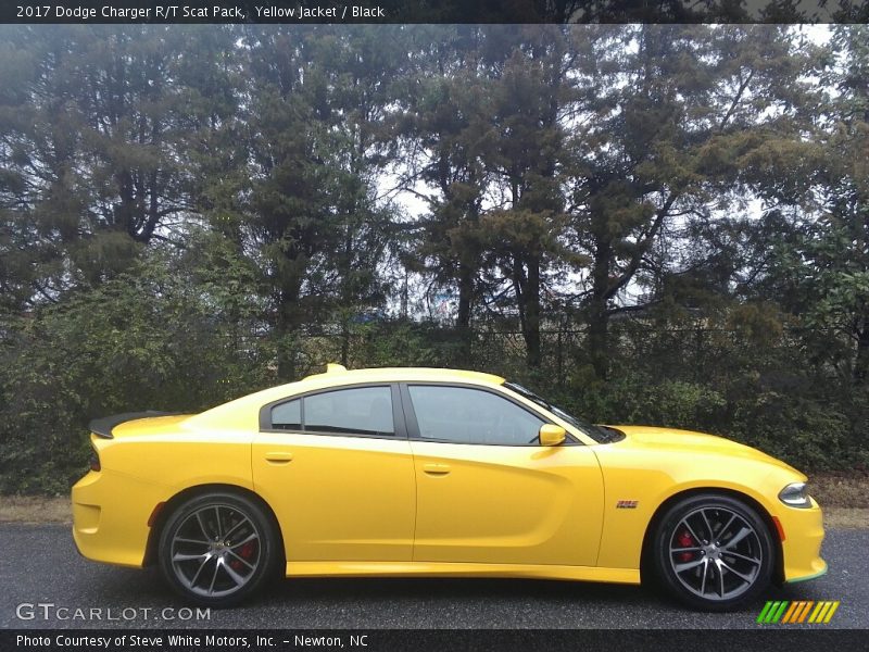  2017 Charger R/T Scat Pack Yellow Jacket