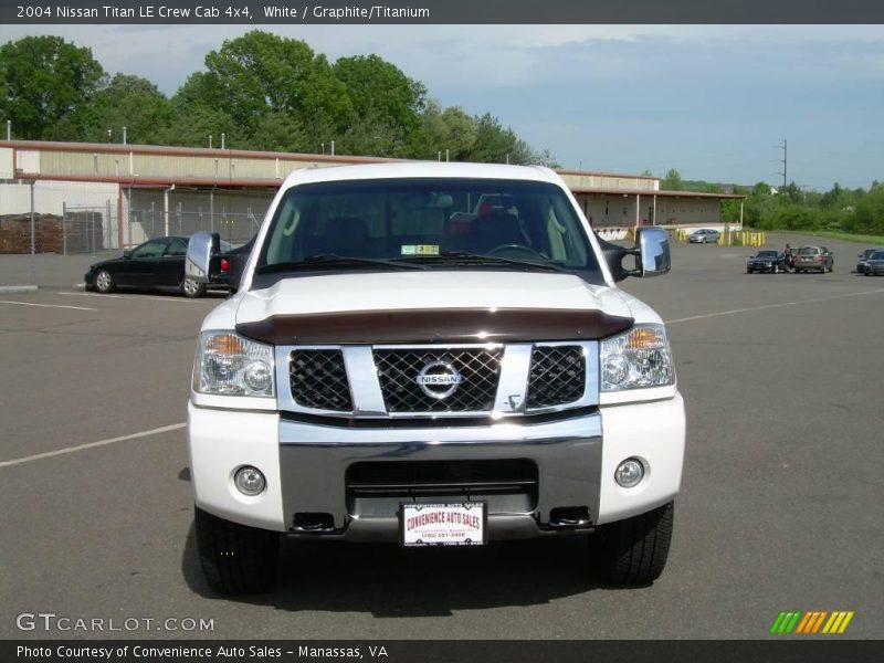 White / Graphite/Titanium 2004 Nissan Titan LE Crew Cab 4x4