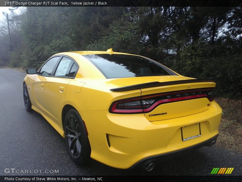 Yellow Jacket / Black 2017 Dodge Charger R/T Scat Pack