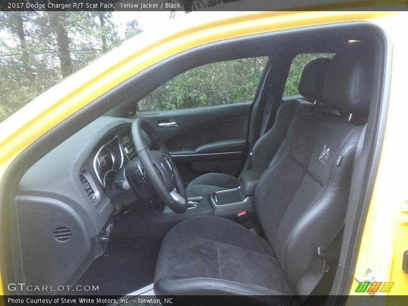 Front Seat of 2017 Charger R/T Scat Pack