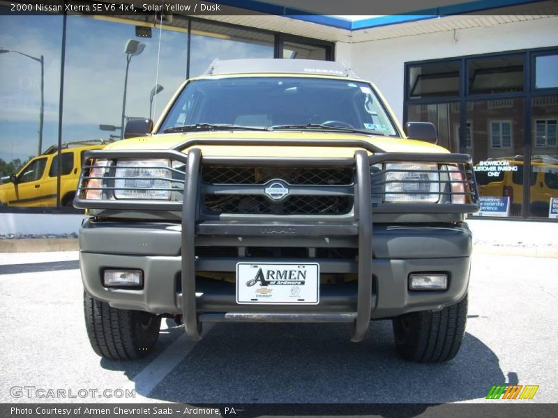 Solar Yellow / Dusk 2000 Nissan Xterra SE V6 4x4