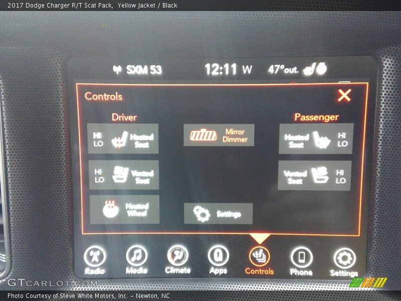 Controls of 2017 Charger R/T Scat Pack