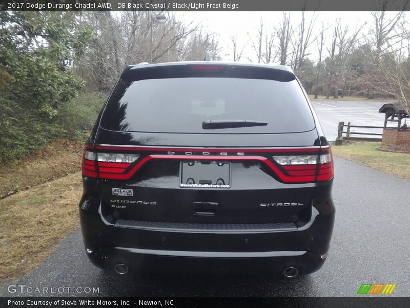 DB Black Crystal / Black/Light Frost Beige 2017 Dodge Durango Citadel AWD