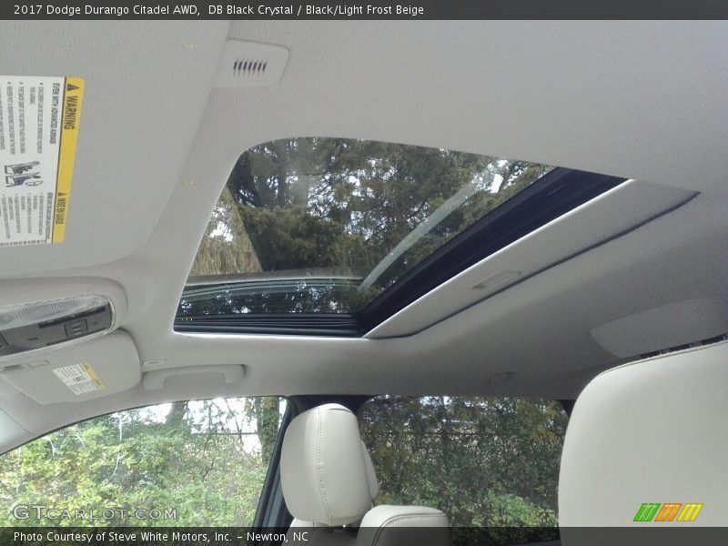 DB Black Crystal / Black/Light Frost Beige 2017 Dodge Durango Citadel AWD