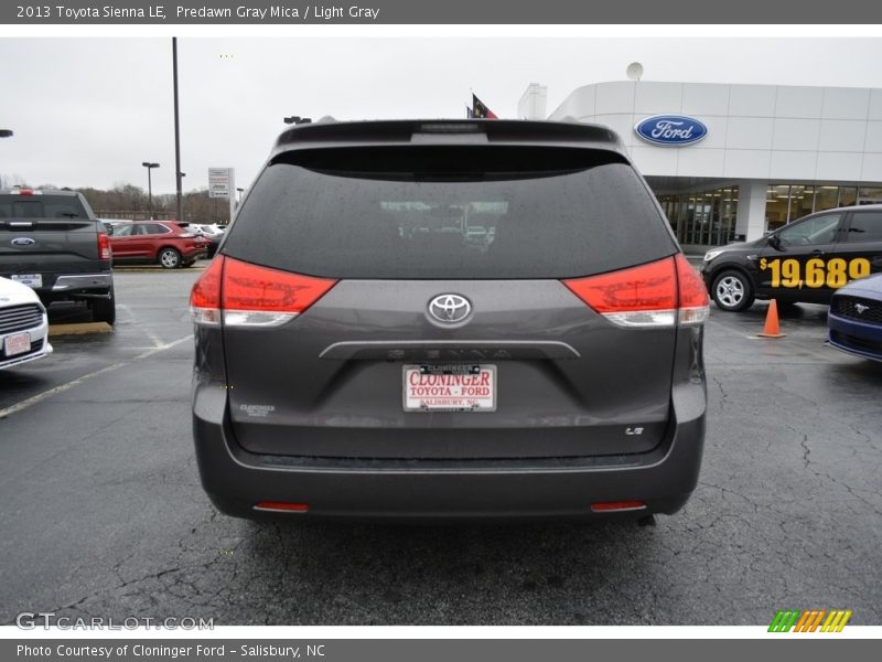 Predawn Gray Mica / Light Gray 2013 Toyota Sienna LE