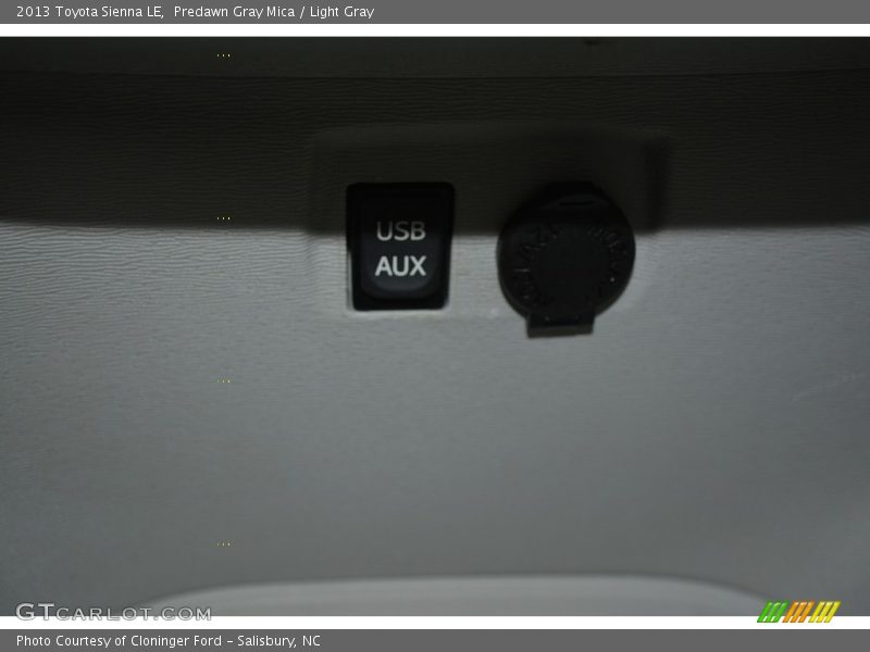 Predawn Gray Mica / Light Gray 2013 Toyota Sienna LE
